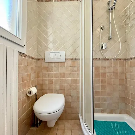 شقة Casa Per 5 Vicina Al Mare - San Zulien 2 *