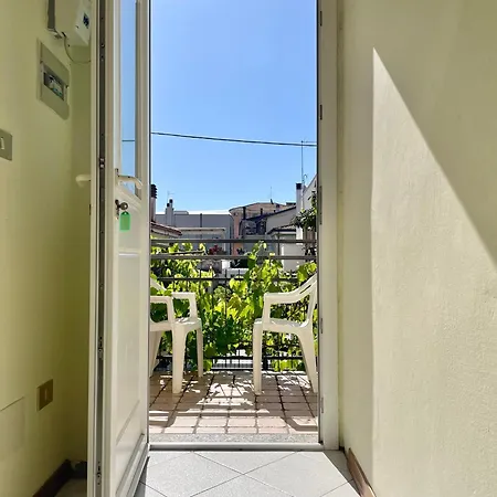 Casa Per 5 Vicina Al Mare - San Zulien 2 شقة